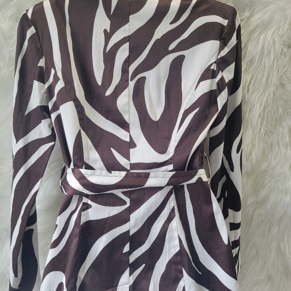 Coat - Picture 5 of 5